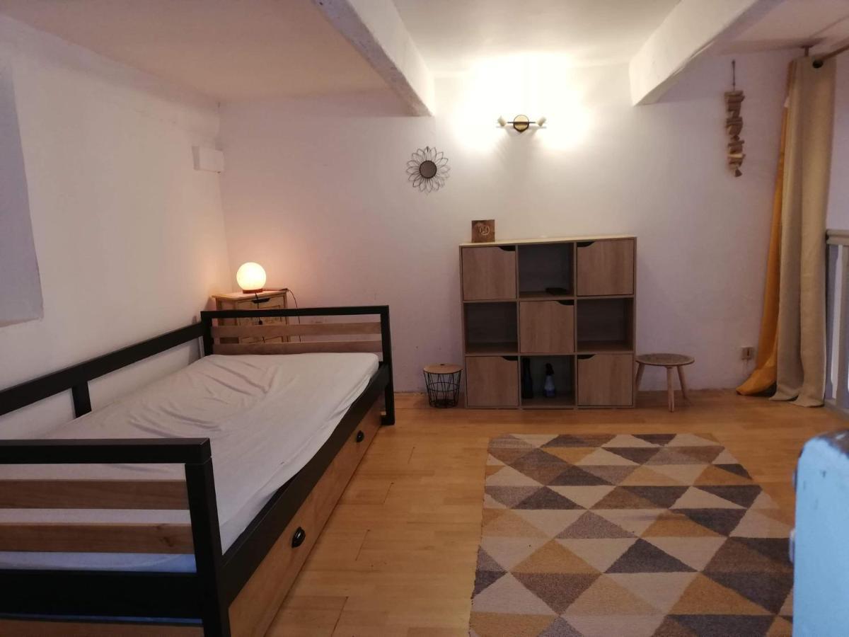Le Cocon Apartment Sete Bagian luar foto
